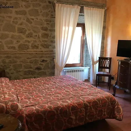 Albergo Diffuso Locanda Specchio Di Diana Nemi Buitenkant foto
