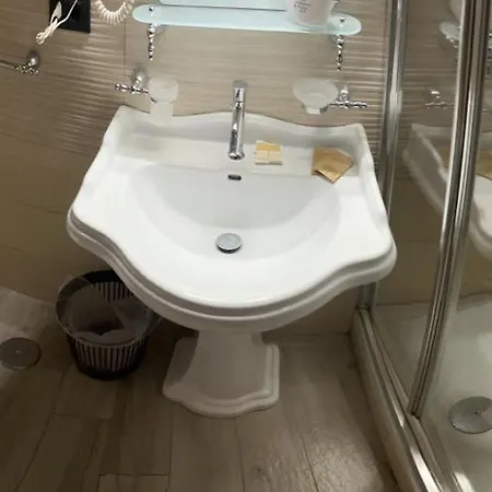 Albergo Diffuso Locanda Specchio Di Diana Nemi Kamer foto